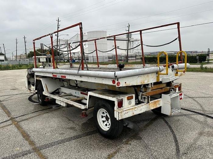 Used 1997 NMC-Wollard TML704 Maintenance Lift Unit