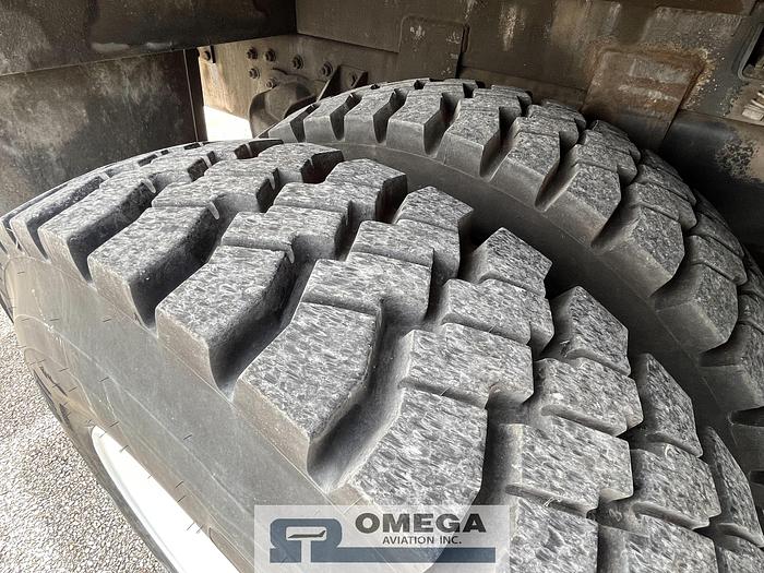 Used Unit 9481 - 1998 FMC LMD2000 Aircraft Deicer Truck