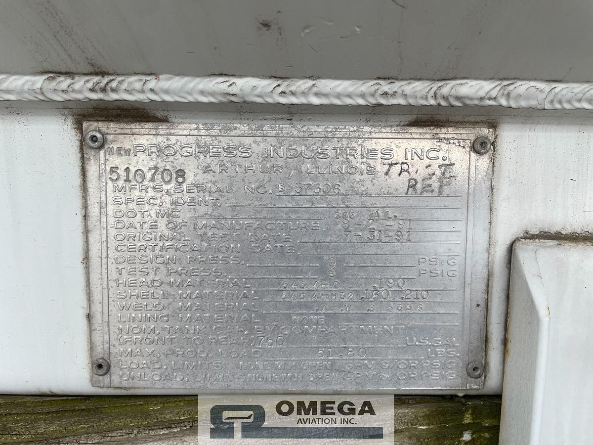 Refurbished 1991 Ford 1000 Gallon Fuel Truck