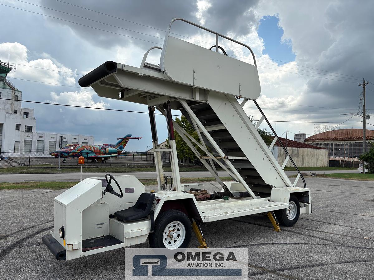 Used Wollard TLPH-310E Passenger Stairs - Diesel