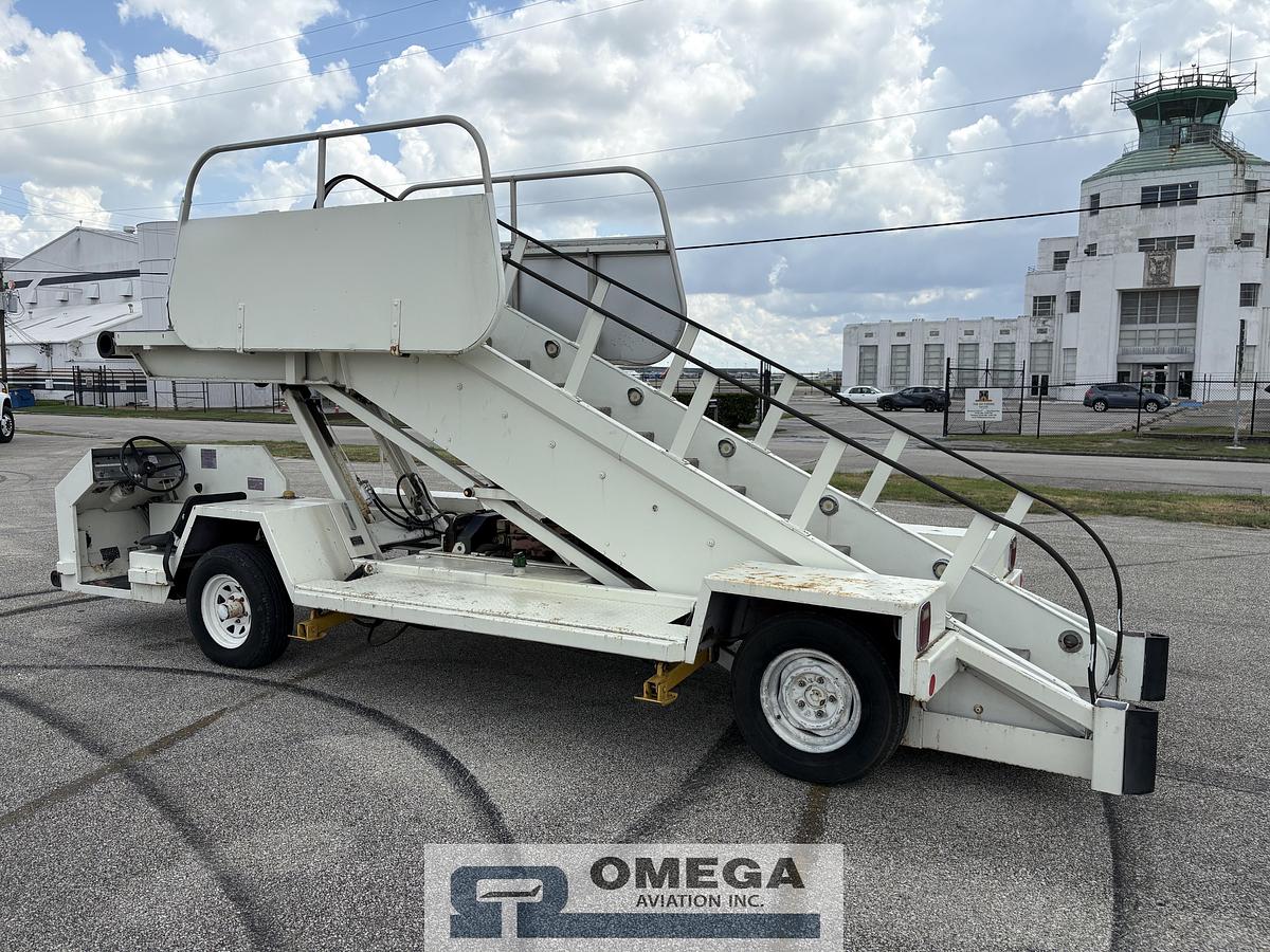 Used Wollard TLPH-310E Passenger Stairs - Diesel