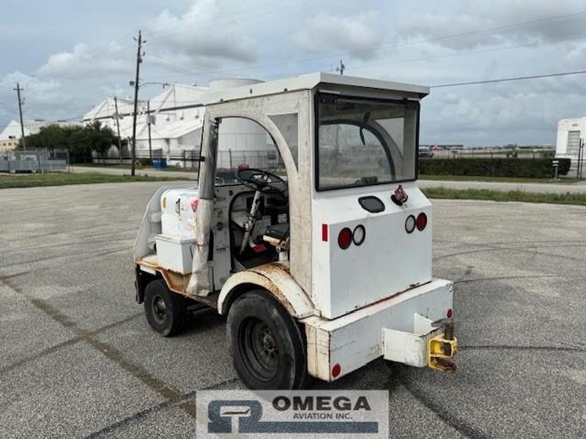 Used 2000 TUG MA60-4.2V6