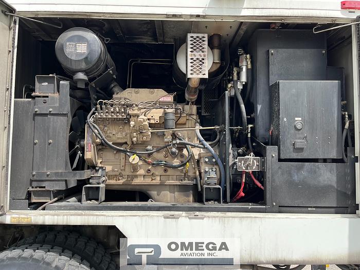 Used 2002 FMC LMD2000 Aircraft Deicer with AirFirst Blower