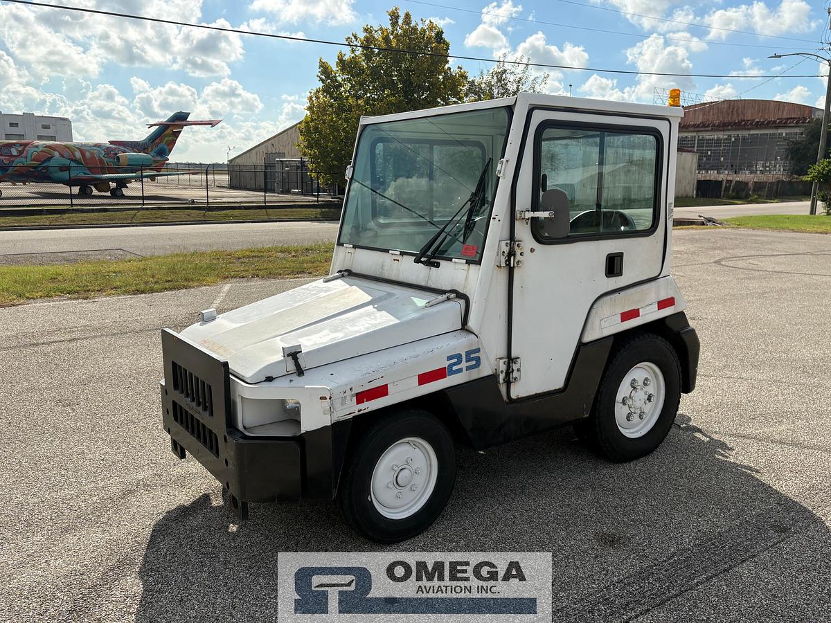 Used 2011 Toyota 02-2TDU25