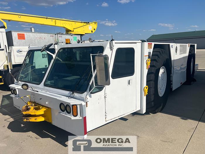 Used 2000 Stewart and Stevenson T750 Pushback Tractor