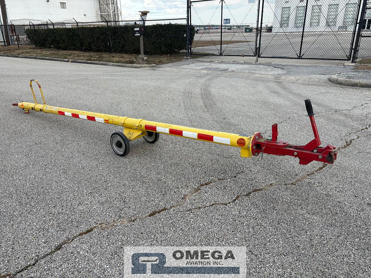 Used 737 Towbar - Hall Industries