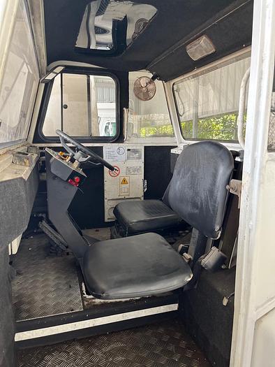 Used 2004 TLD TPX200MT Towbarless Pushback Tractor