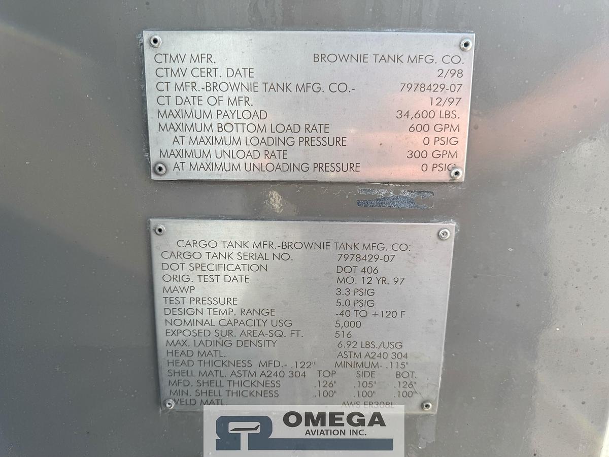 Used 1998 Brownie / Navistar 5,000 Gallon