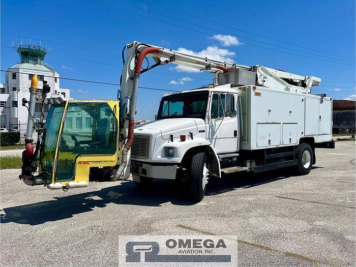 Used 2002 FMC LMD2000 Aircraft Deicer with AirFirst Blower