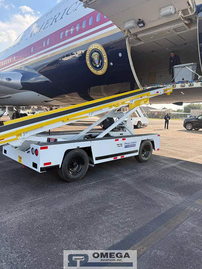 Refurbished 2002 TUG 660 Aircraft Beltloader For Sale or Lease (Serial 6861)