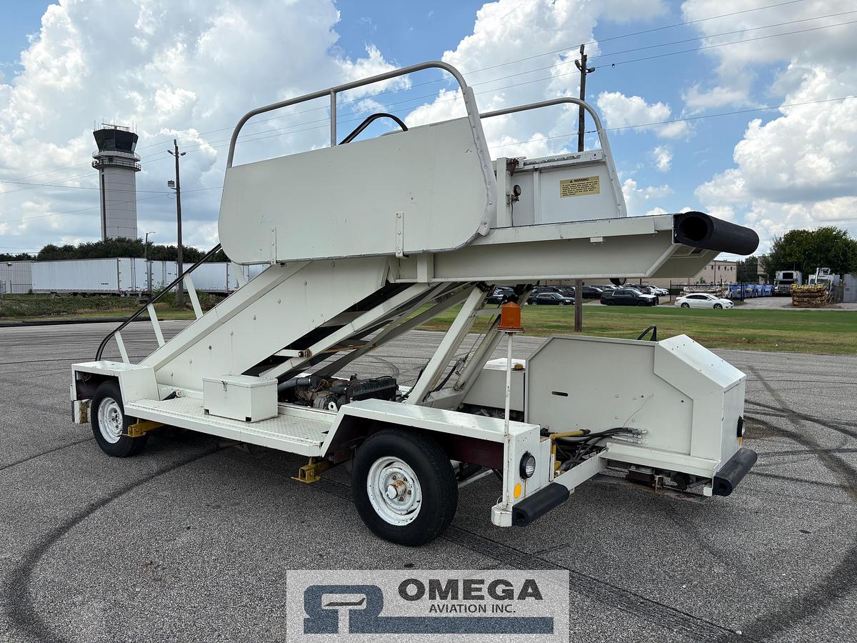 Used Wollard TLPH-310E Passenger Stairs - Diesel