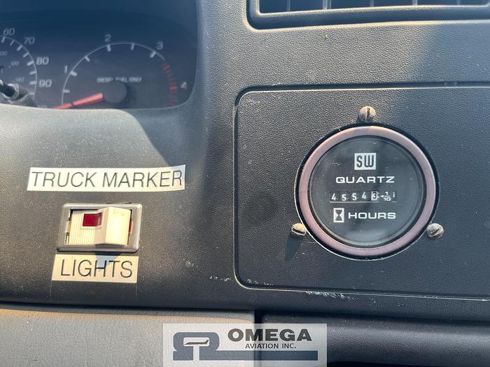 Used 1999 Premier MT42P21 Aircraft Deicer Truck (Rebuilt rear aux engine - March 2023)