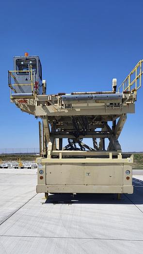 Used 1993 FMC MDL-40 Cargo Loader For Sale