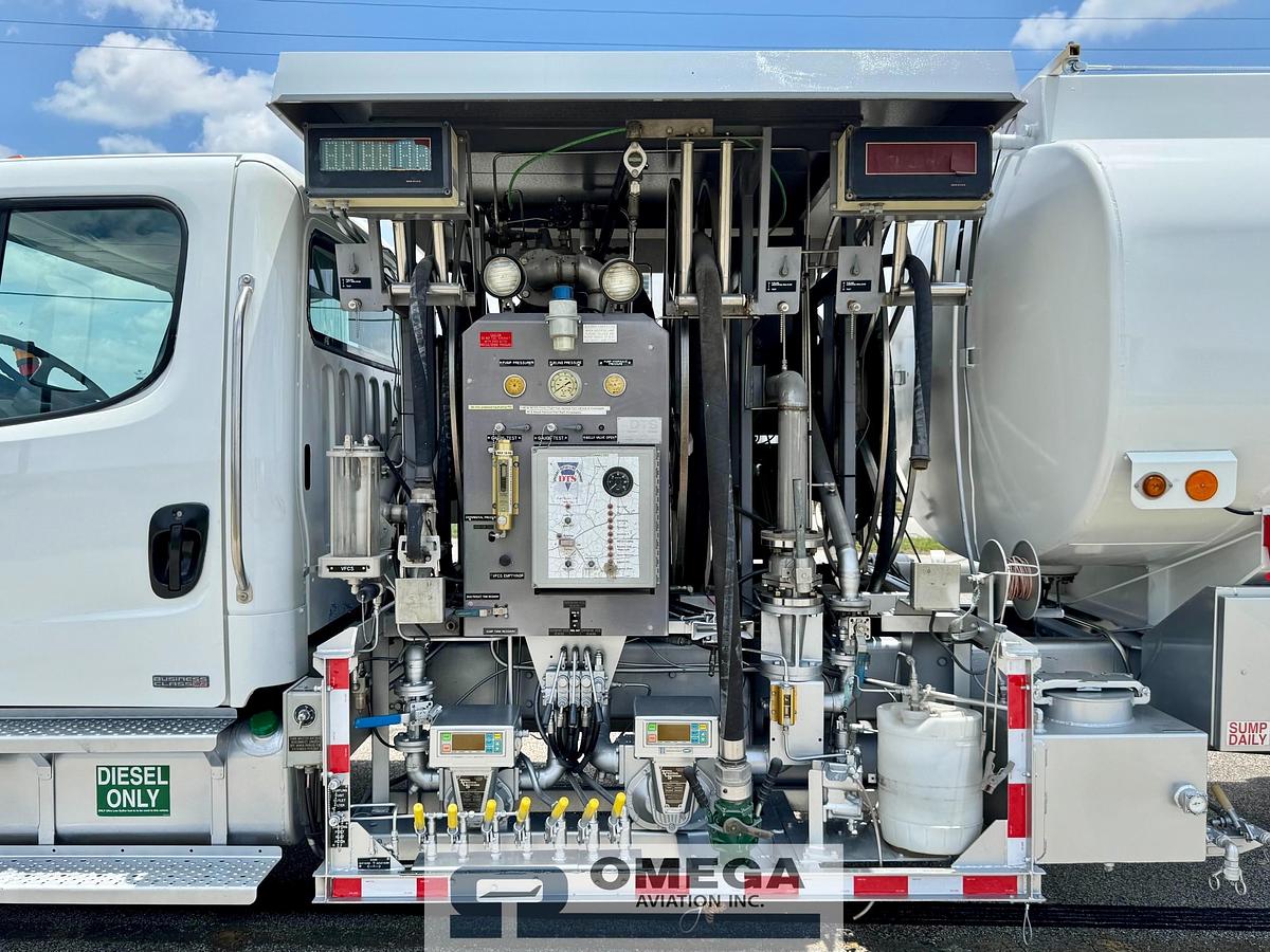 Used 2005 DTS 3,000 Gallon Jet Fuel Truck