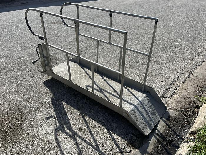 Used Mobile Loading Bridge Adapter