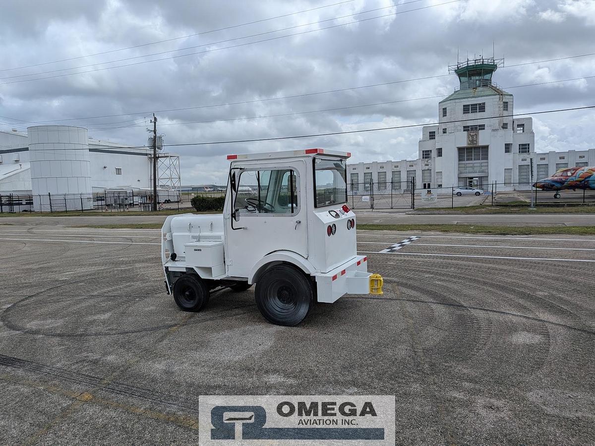 Used 2001 TUG MA50