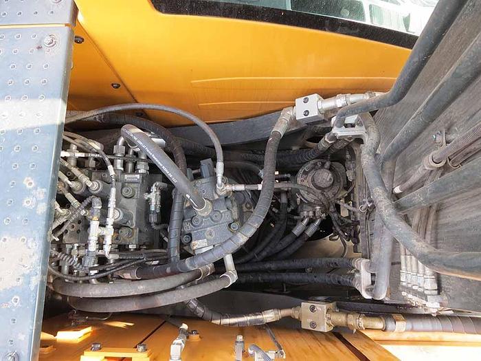 Used 2021 HYUNDAI ROBEX 190W-9