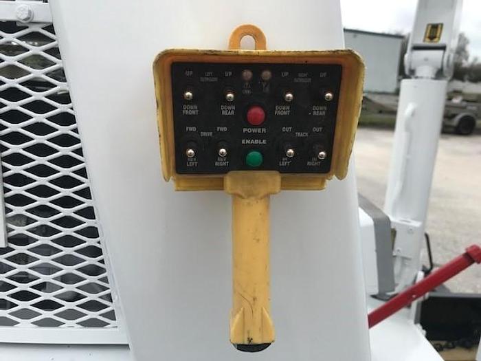 Used 2008 Versalift SST40EIH 45ft Backyard Bucket Crawler - C31650