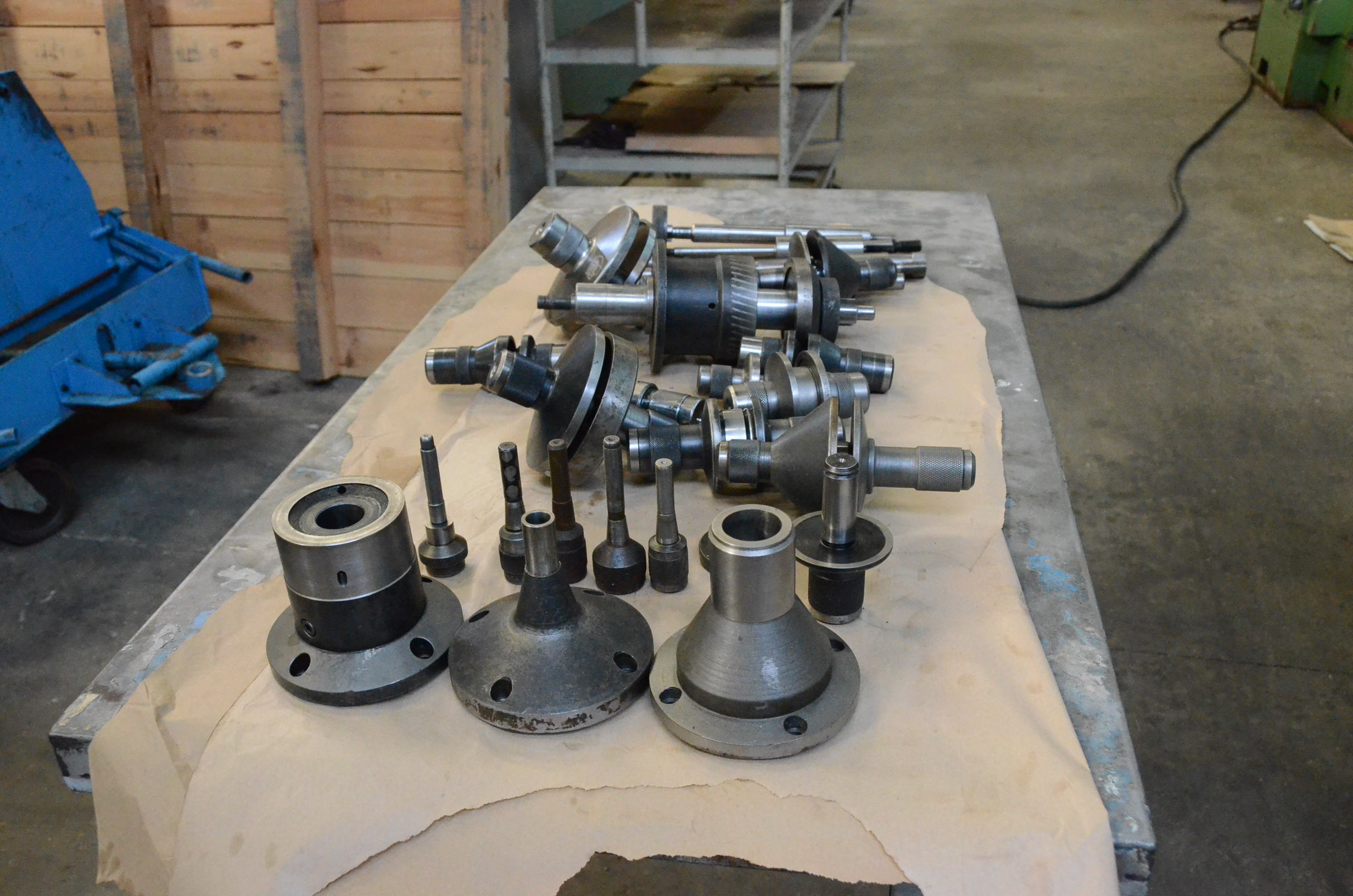 Usado 2000 Global Carbide Tools UCD-25-UT Achaflanadoras #4454