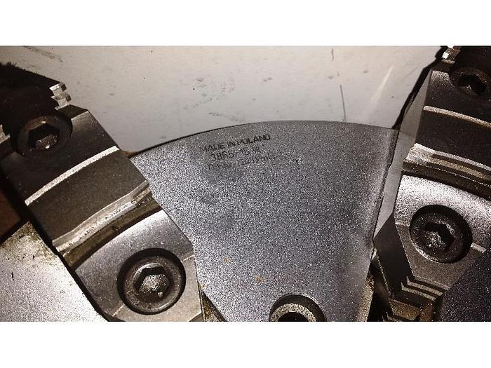 Used Bison 15-3/4" 6-Jaw Adjustable Scroll Chuck