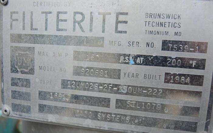 Used USED FILTER, CARTRIDGE TYPE, 2" INLET/OUTLET, STAINLESS STEEL, SET OF TWO