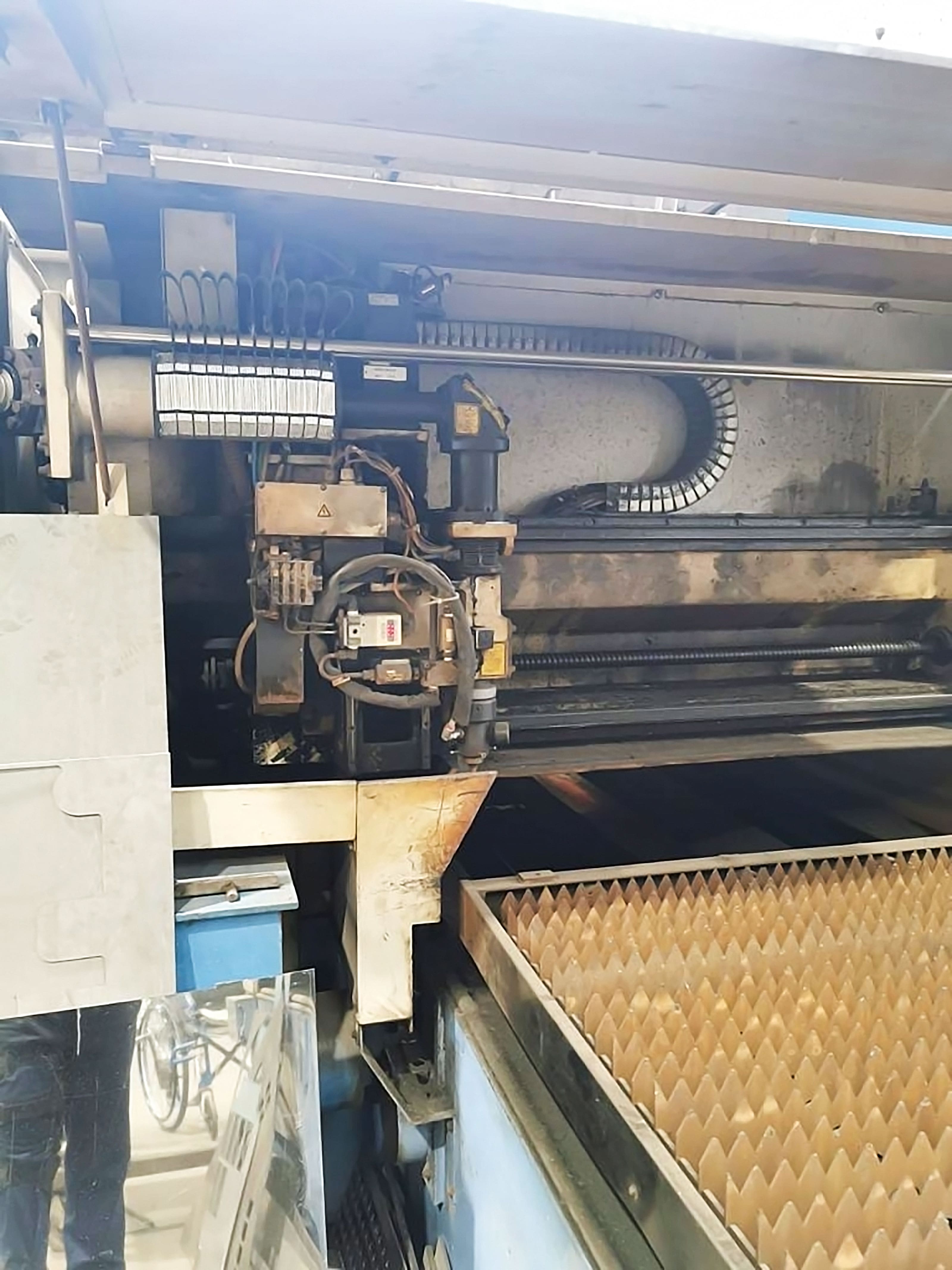 Used Mazak Turbo X48 - Plasma Cutting - 1996