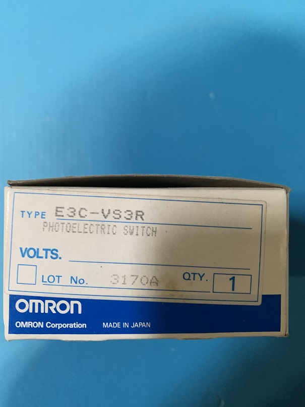 Used Omron Photoelectric Switch E3C-VS3R