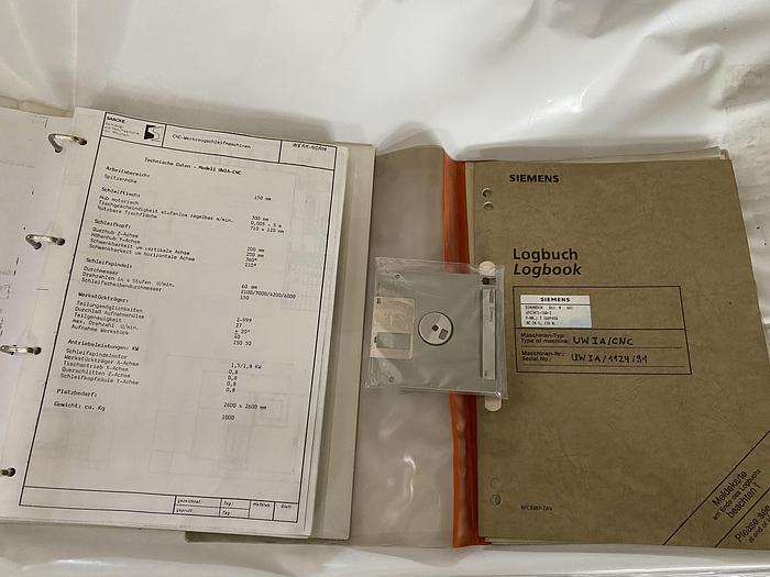 Gebraucht CNC Werkzeugschleifmaschine SAACKE UWIA-CNC