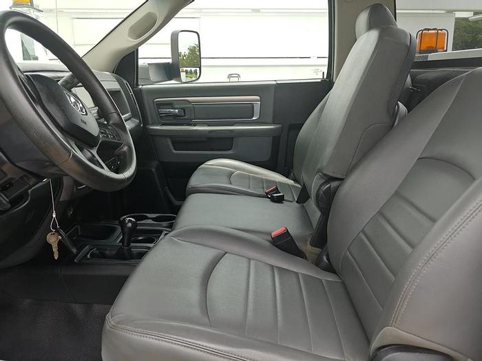 Used Versalift SST-40-EIH Telescopic Articulating Boom on 2014 Ram W5500 4x4 Reg Cab Utility Truck - 86383