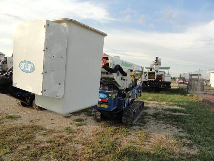 Used 2014 skylift/ versalift SUPER ARBORIST 53/VST521