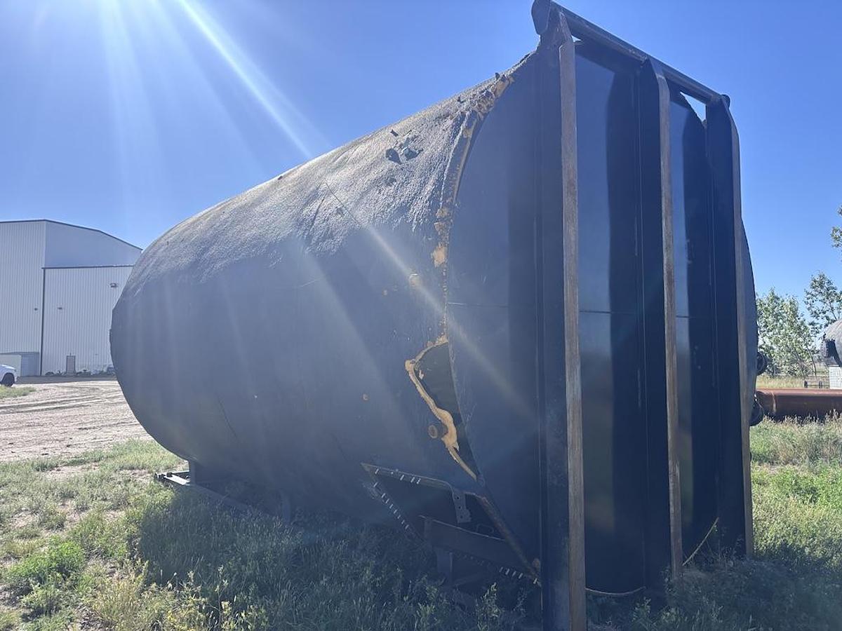 Used 400 BBL Single Wall Heated and Insulated Tank
