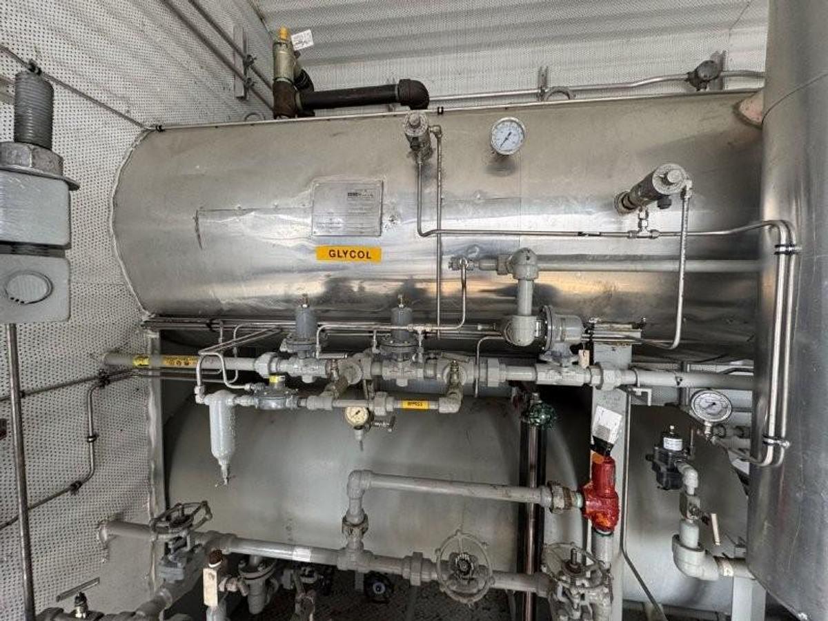 Used 24" 1415 PSI Sour 8 Tray Dehydrator