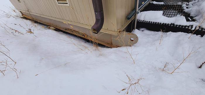 Used MCC BLDG with Air compressor