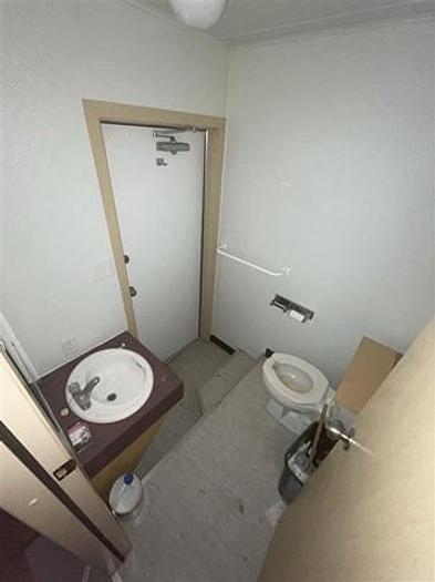 Used 12’ x 54’ Skidded Wellsite Eng/ Sleeper