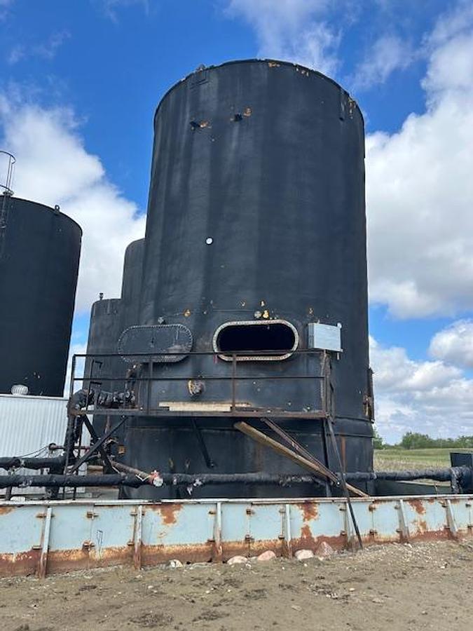 Used 2000 BBL Cone Bottom Tank