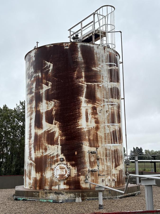 Used 1450 BBL Storage Tank with Heat Coil