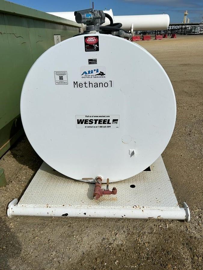 Used 1000 Gallon Double Wall Methanol Tank