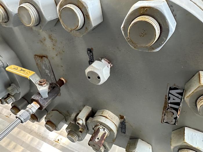 Used 36" 720 PSI Vertical Sweet Separator Package