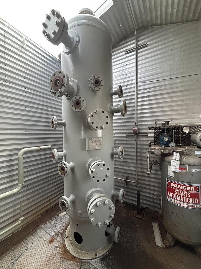 Refurbished 30" 1440 PSI Sour Vertical Separator Vessel