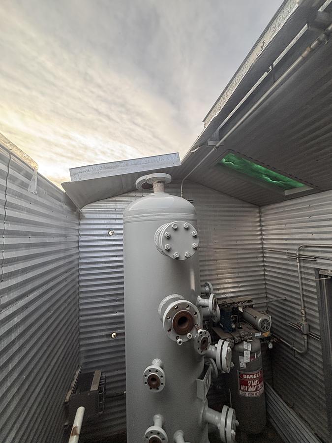 Refurbished 30" 1440 PSI Sour Vertical Separator Vessel