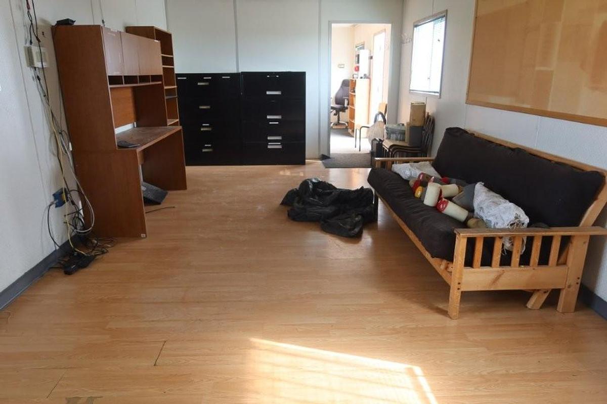 Used Office Building (62’L x 12’6”W x 11’H)