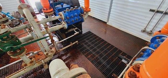 Used Triplex T30 pump package
