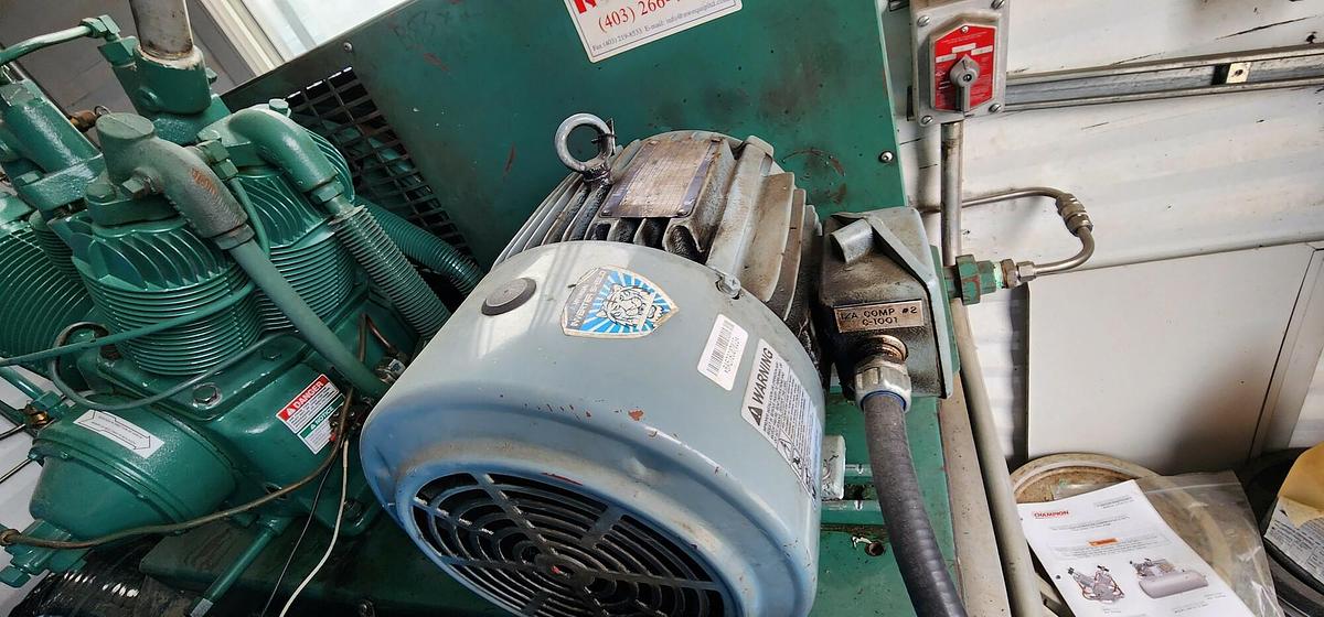 Used Dual Air/Instrument Air Compressor - 16013