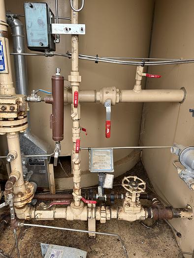 Used 50 Bbl Single Wall 8' D x 7" High Tank with Enclosure