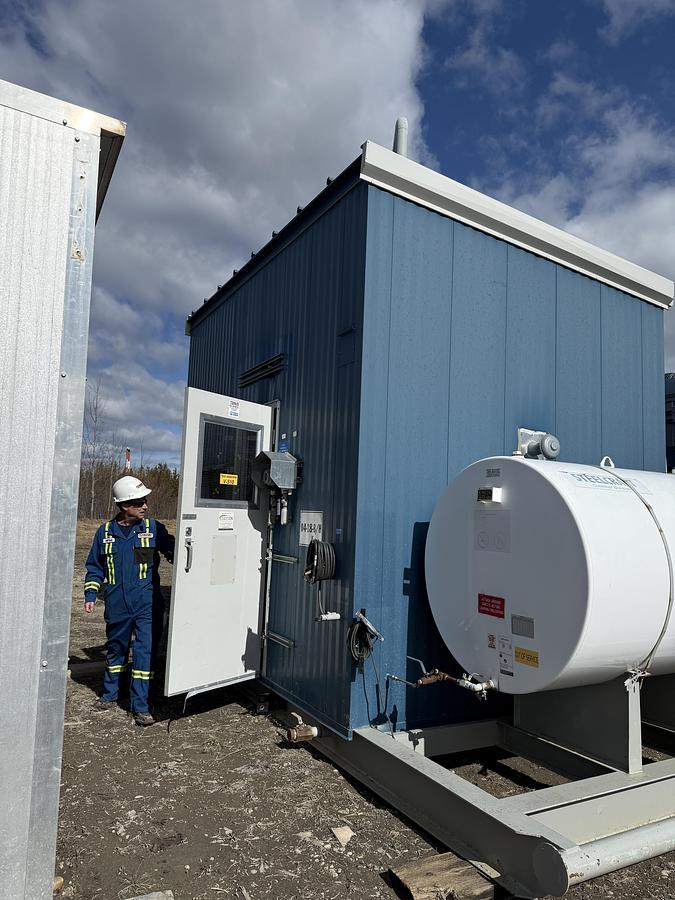 Used 30" 1440 PSI Vertical Sour Separator Package 