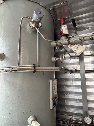 Used 24" x 7.5' 1440 PSI Vertical Sweet Separator