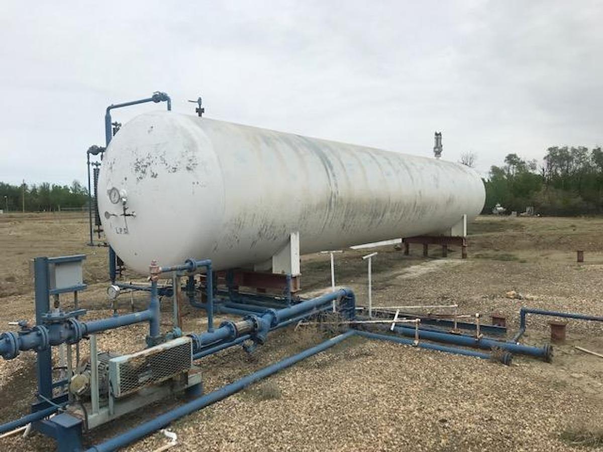 Used 25,300 USG 250 PSI Bullet