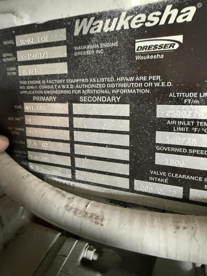 Used 620 HP Waukeshau H24GL Driven Ariel JG2 Compressor