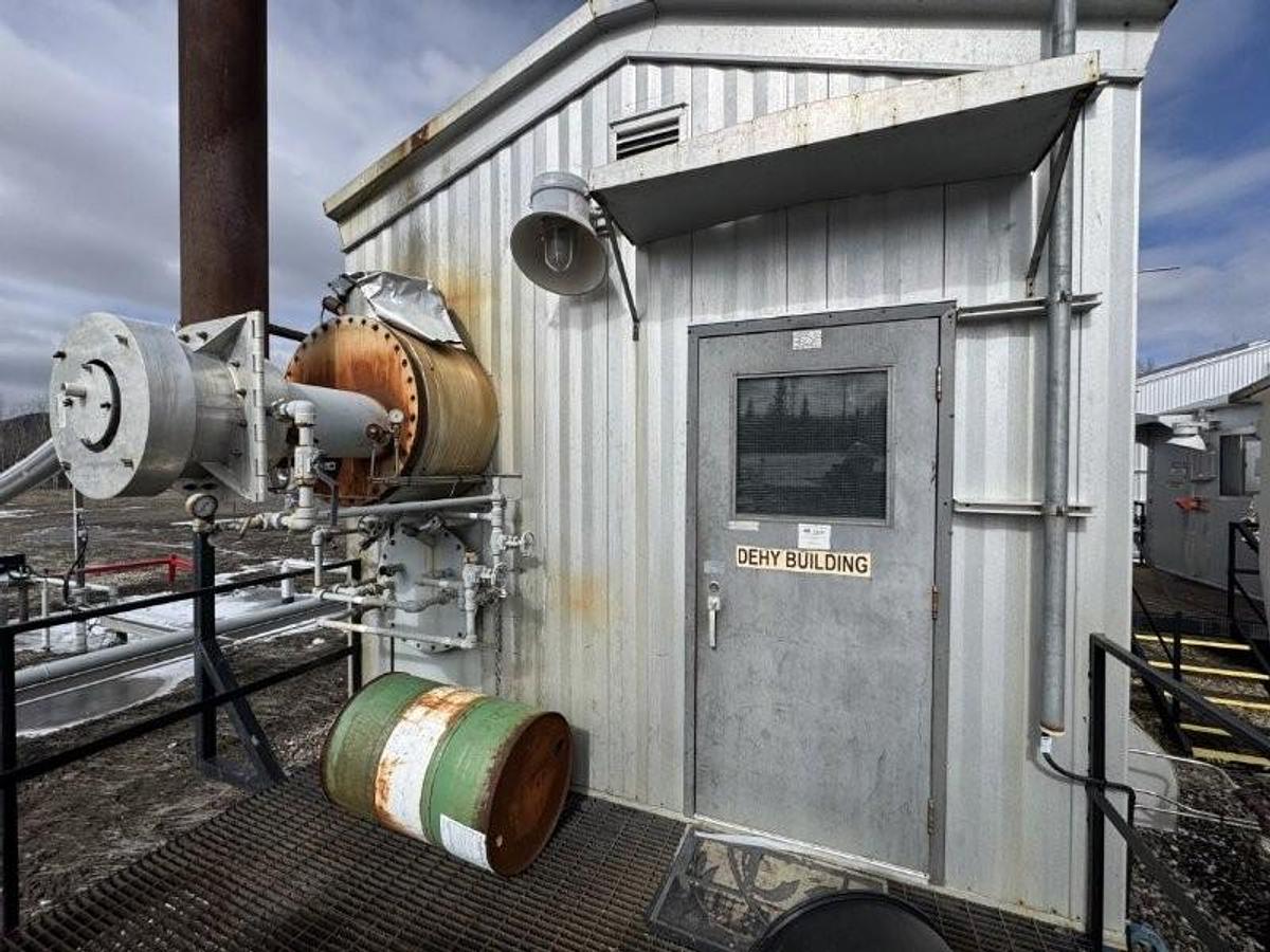 Used 24" 1415 PSI Sour 8 Tray Dehydrator