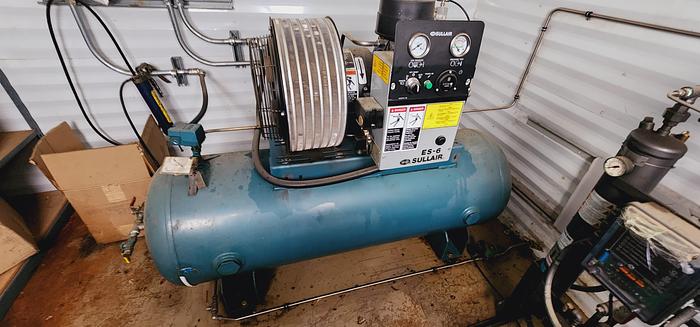 Used MCC BLDG with Air compressor